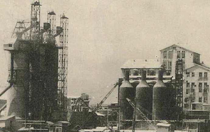 Factory of Ube Soda Industry Co., Ltd. around 1937